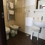 39 ゲストハウス サレルノ